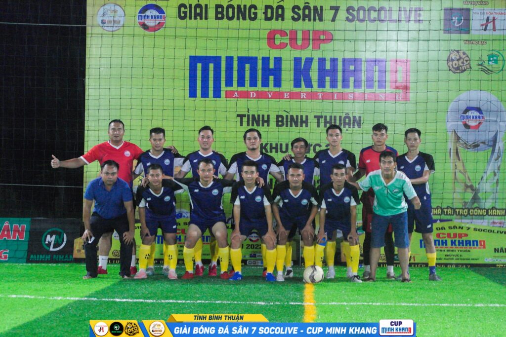 Đội hình ra sân của Địa Chất Môi Trường FC tại giải bóng đá phủi Bình Thuận Socolive Cup Minh Khang 2022