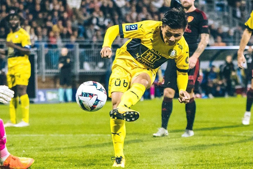 Quang Hải chưa trở về Pau FC nhưng đã từng ghi bàn giúp Pau FC