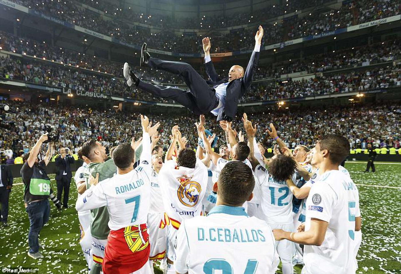 Zidane hoàn toàn có thể quay trở lại Real 